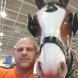 Meet your Posher, Christopher